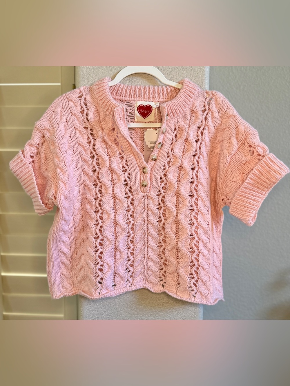 NWT Boutique Top - Size S - Pink - Trendy